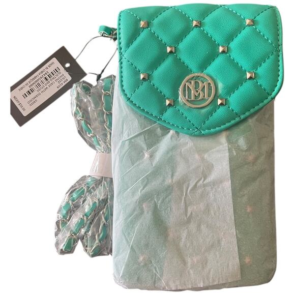 Badgley Mischka vegan leather phone case w/ diamond quilting and studs Green NWT - Picture 7 of 7